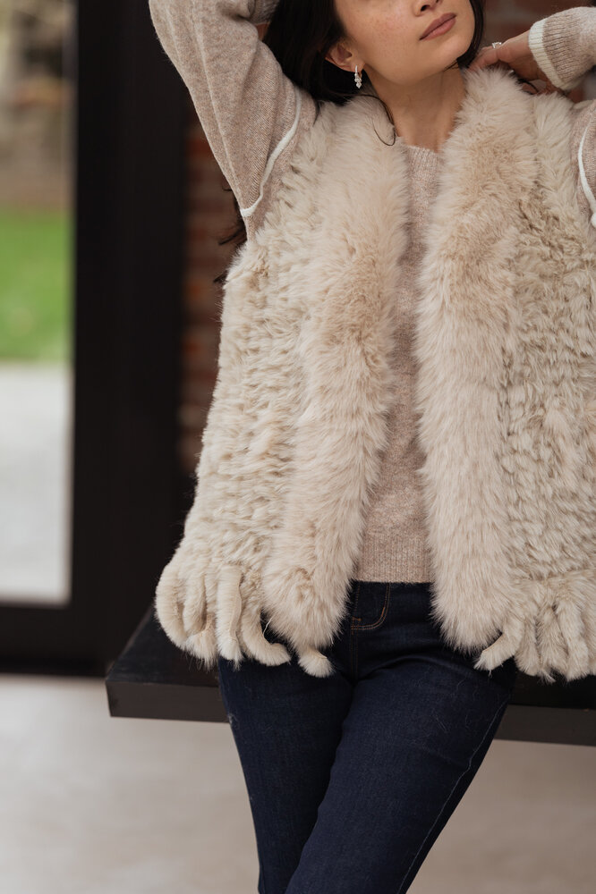 PAYLY gilet en fausse fourrure beige PAYLY gilet en fausse fourrure beige