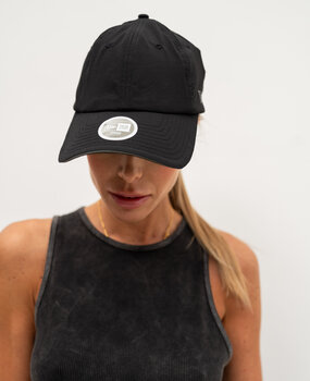 MEYA casquette noire MEYA casquette noire
