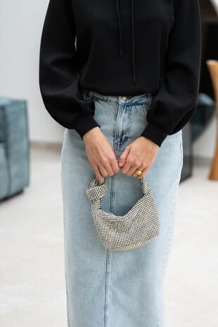 ELLIE pull ELLIE pull