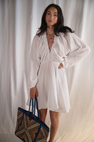 kamillia robe blanche