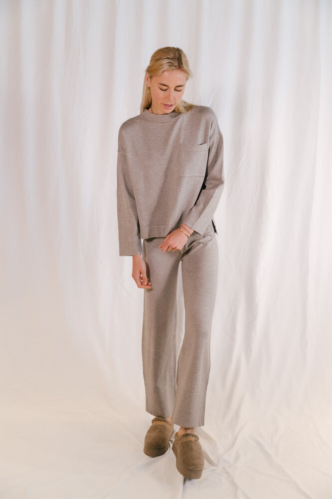 AMELIA pull AMELIA pull