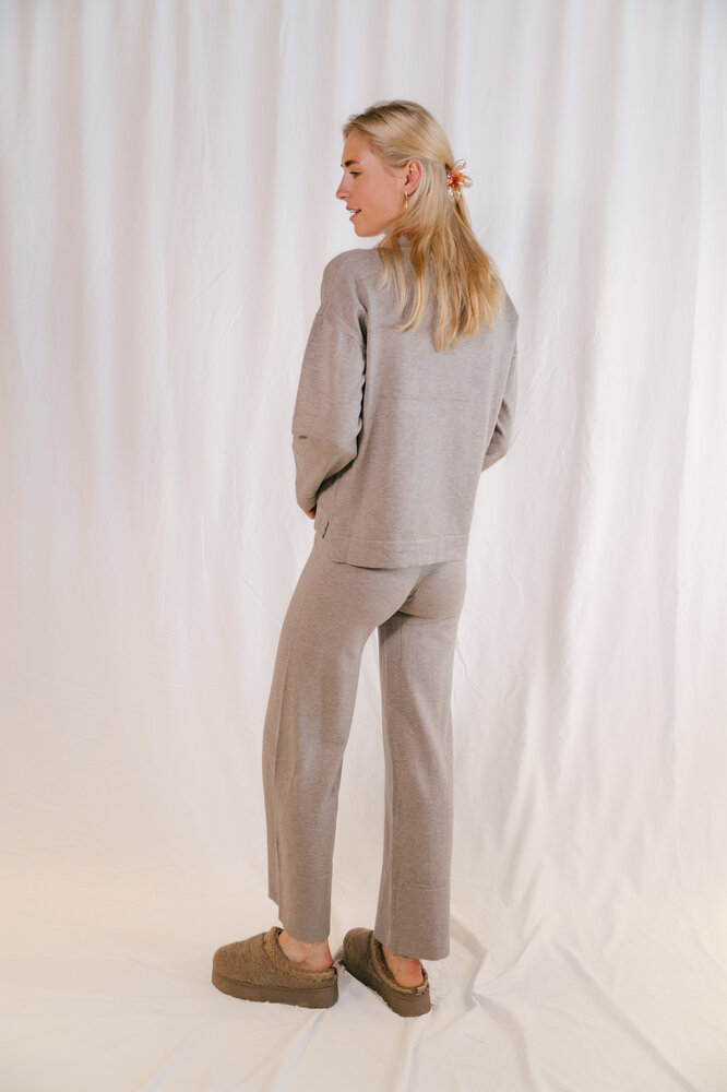 AMELIA pull AMELIA pull