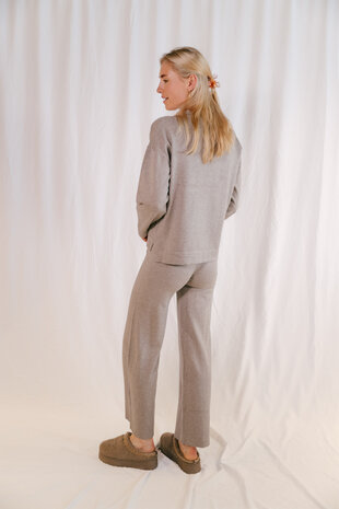 AMELIA pull AMELIA pull