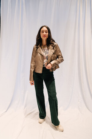 AVA pantalon en velours vert AVA pantalon en velours vert