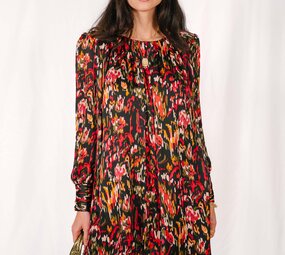 BETTY robe noire fluide