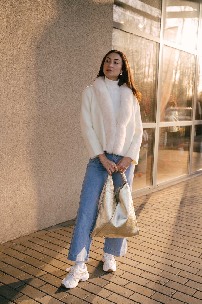 RUSSIA gilet-veste fausse fourrure blanche RUSSIA gilet-veste fausse fourrure blanche