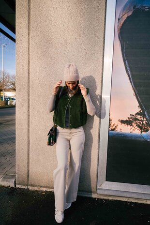 YELENE veste sans manches kaki YELENE veste sans manches kaki