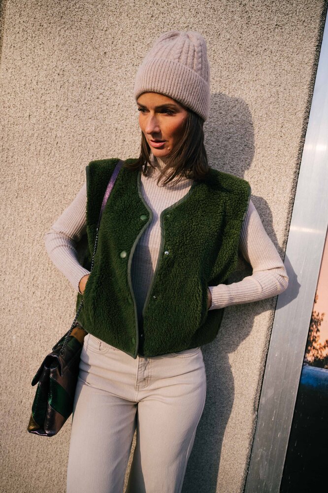 YELENE veste sans manches kaki YELENE veste sans manches kaki