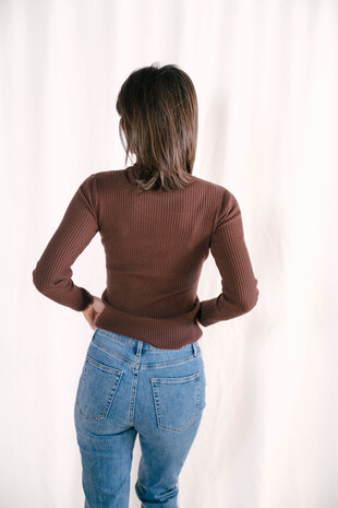 EDITH pull col roulé chocolat EDITH pull col roulé chocolat