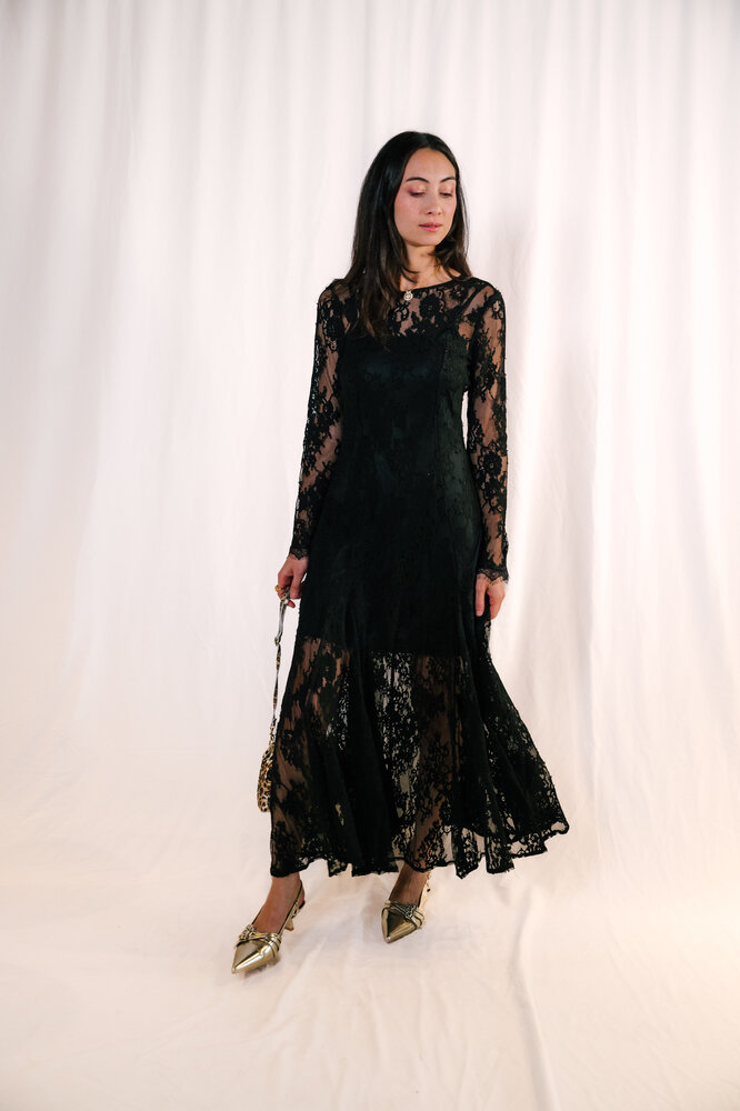 CAROLINIA robe en dentelle noire