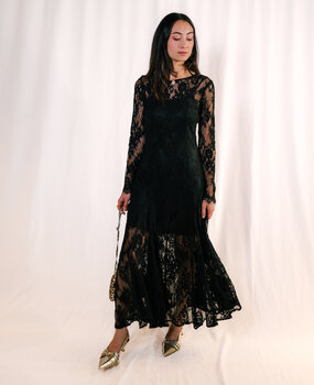 CAROLINIA robe en dentelle noire