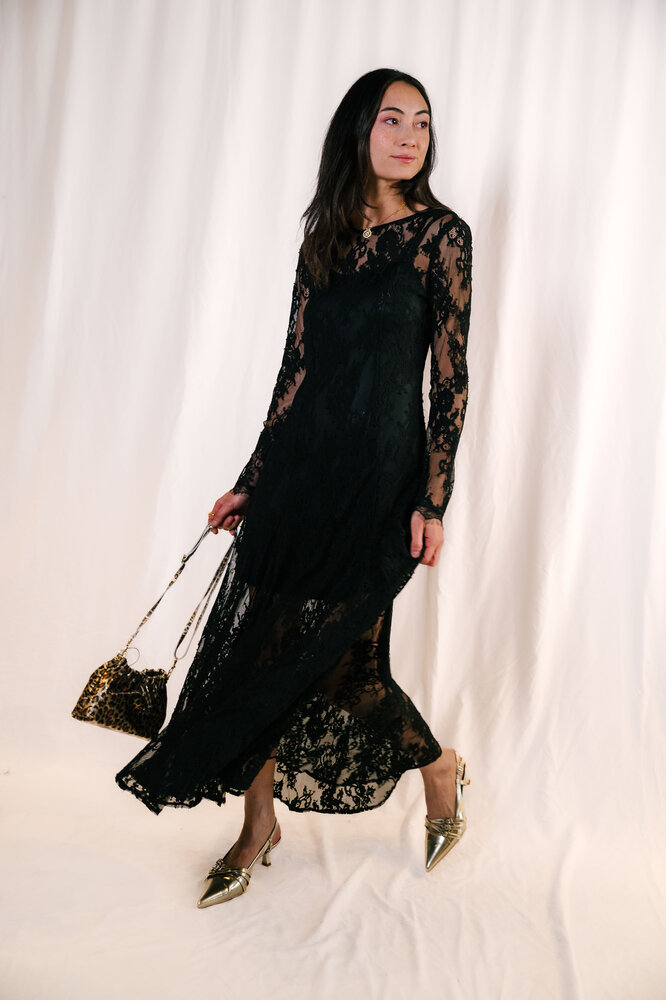 CAROLINIA robe en dentelle noire