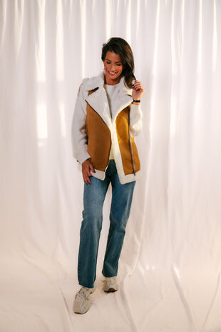 FLORI veste sans manches camel fourrure FLORI veste sans manches camel fourrure