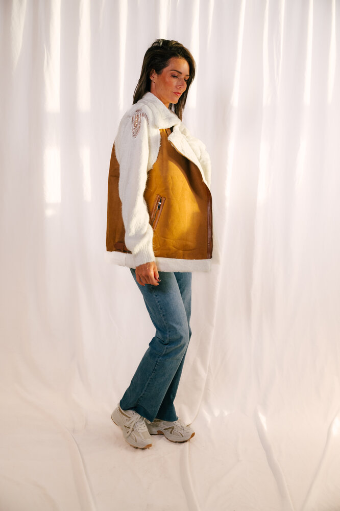 FLORI veste sans manches camel fourrure FLORI veste sans manches camel fourrure