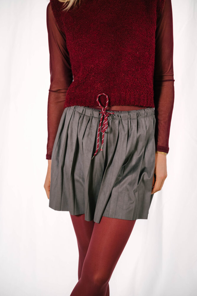 DINE jupe grise plissée DINE jupe grise plissée