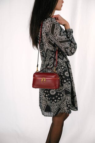 Sac bordeaux brillant VANITY Sac bordeaux brillant VANITY
