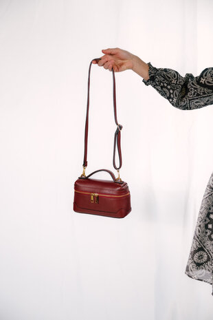 Sac bordeaux brillant VANITY Sac bordeaux brillant VANITY