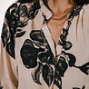 ELLINA blouse noir et blanche a fleurs ELLINA blouse noir et blanche a fleurs