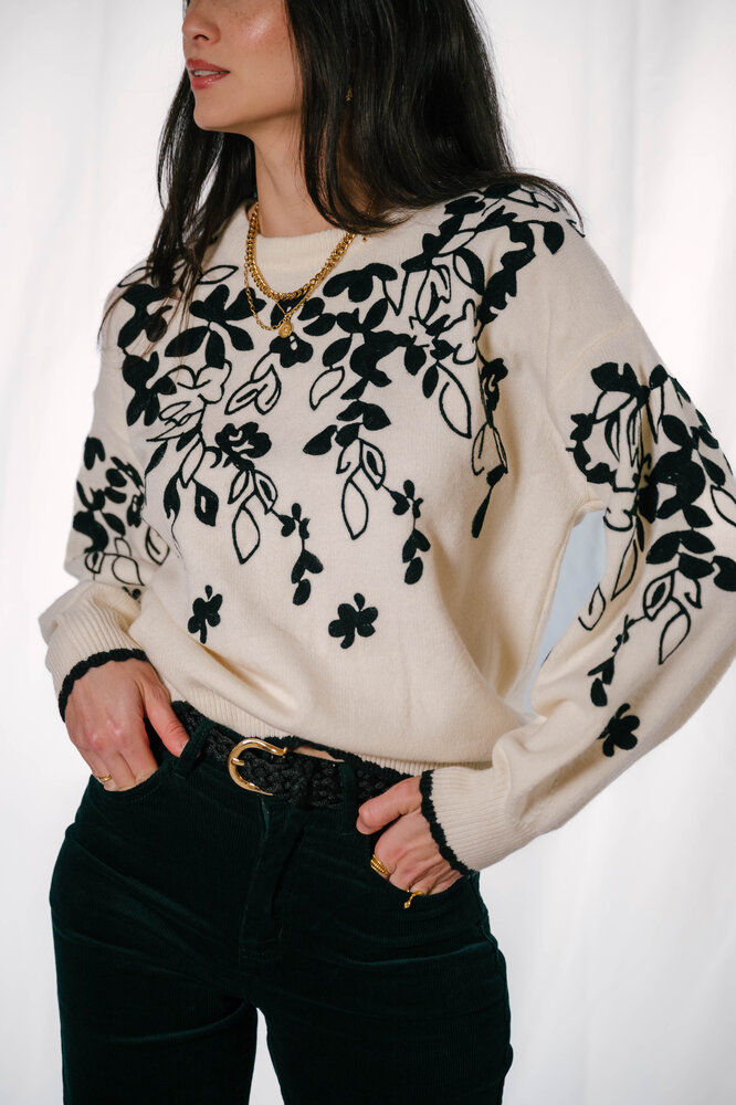 VELIA pull blanc motifs noir végétal VELIA pull blanc motifs noir végétal