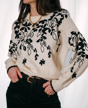 VELIA pull blanc motifs noir végétal