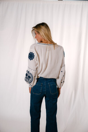 MAIA blouse blanche et marine