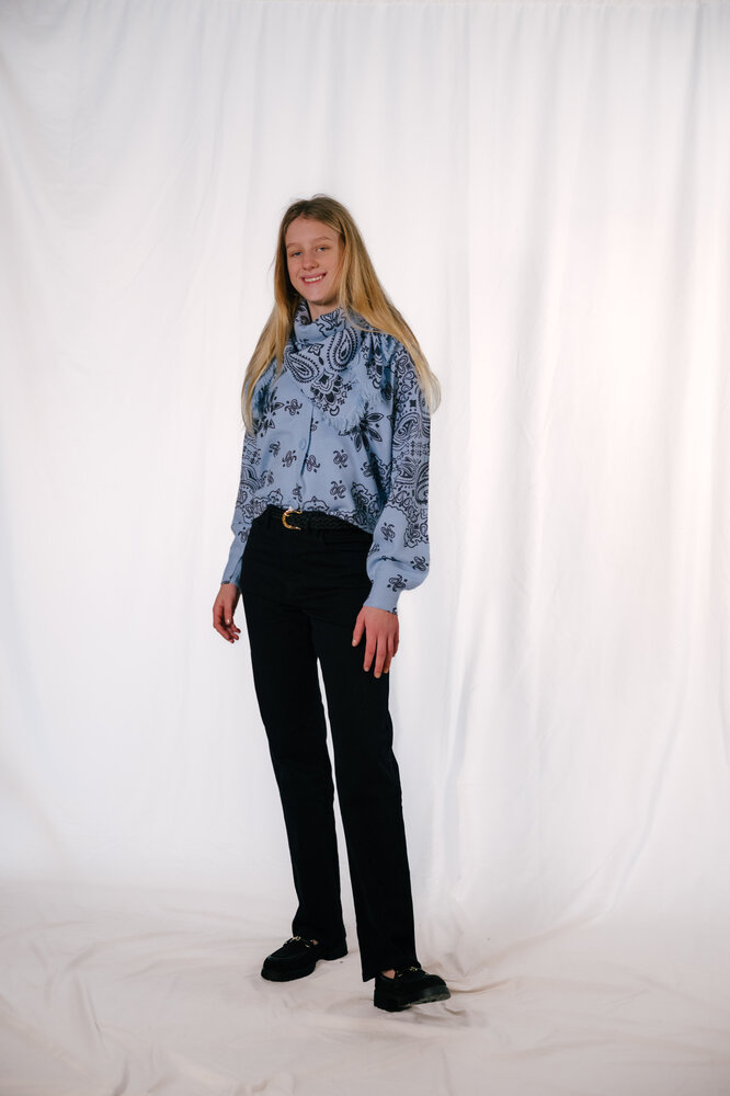 BENNY écharpe bleue imprimée bandana BENNY écharpe bleue imprimée bandana