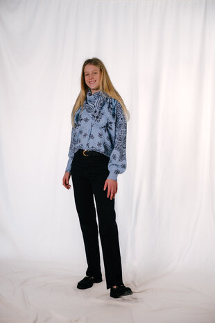 BENNY écharpe bleue imprimée bandana BENNY écharpe bleue imprimée bandana