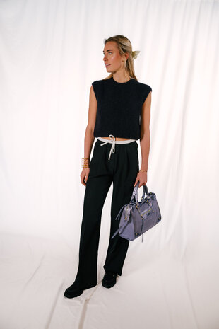 SHINA pull sans manches noir mohair