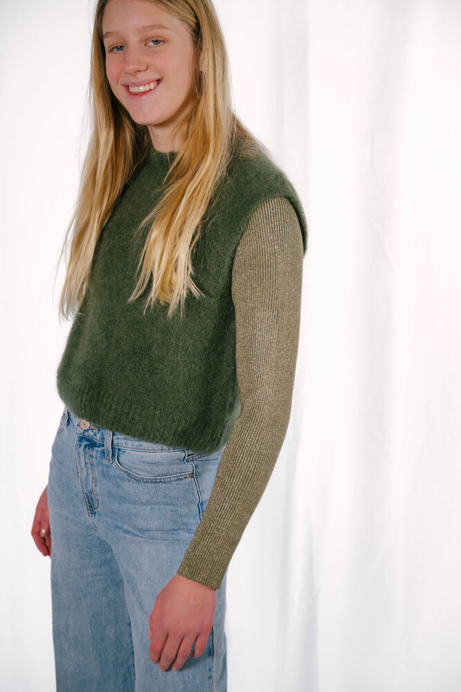 SHINA pull sans manches kaki mohair SHINA pull sans manches kaki mohair