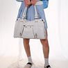 CAPUCIA sac large en daim blanc CAPUCIA sac large en daim blanc