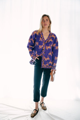 MAYLA gilet violet avec des léopards MAYLA gilet violet avec des léopards