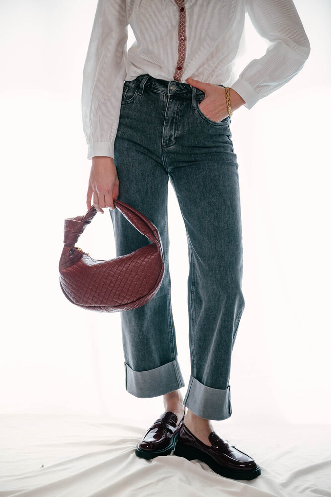 LOANA jean gris avec des bords LOANA jean gris avec des bords