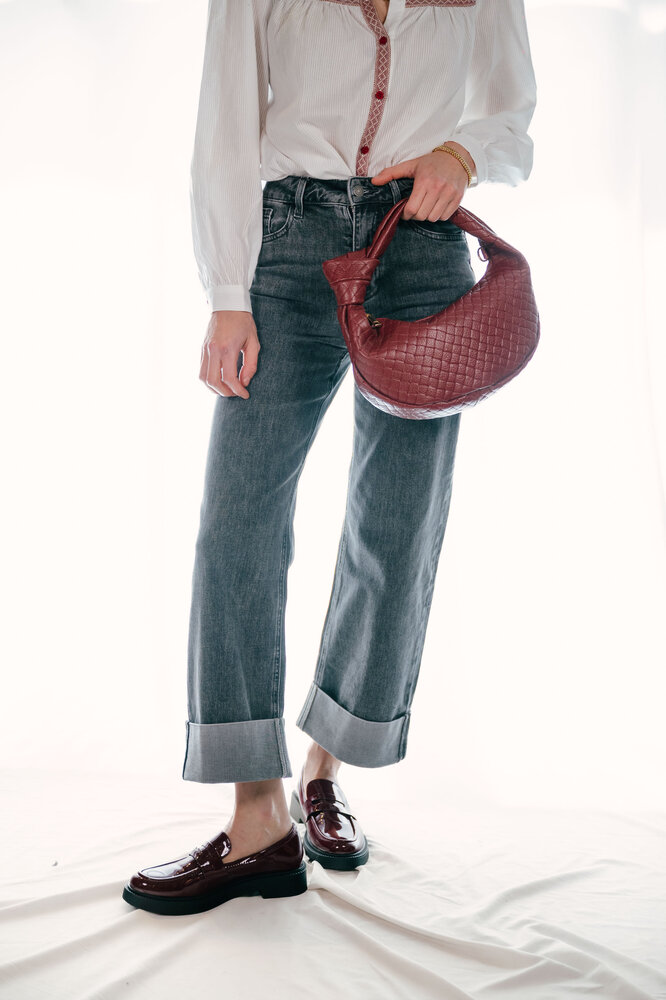 LOANA jean gris avec des bords LOANA jean gris avec des bords