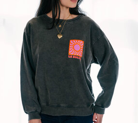 JASMINA sweat noir avec imprimé soleil