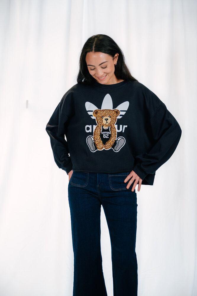 NOELLIE sweat bleu marine avec un ourson NOELLIE sweat bleu marine avec un ourson