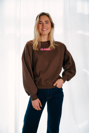 YVANA sweat chocolat iconic