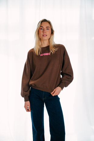 YVANA sweat chocolat iconic