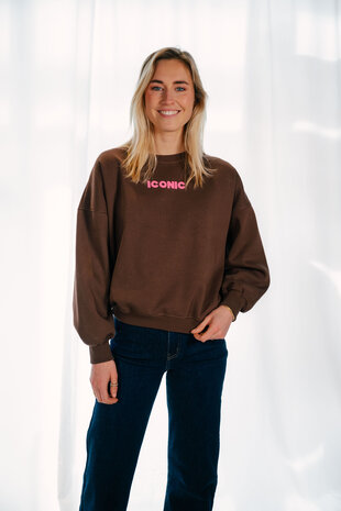 YVANA sweat chocolat iconic