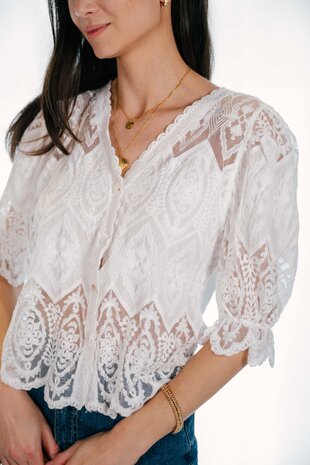 CELINA chemise écru en dentelle