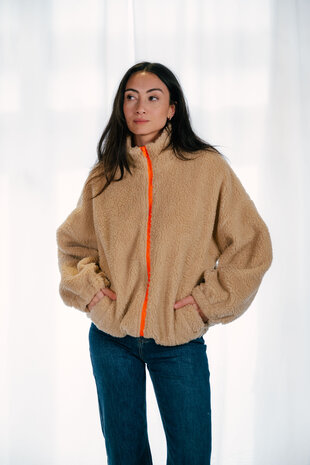 SHEYVI manteau effet mouton beige