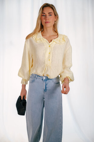 OPALINE blouse jaune à volant OPALINE blouse jaune à volant
