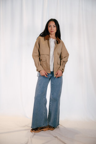 ATHENA veste camel à col marron ATHENA veste camel à col marron