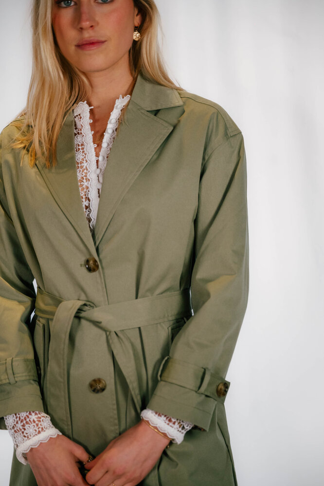 CORALIE trench vert CORALIE trench vert
