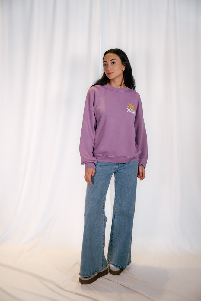 ISALIA sweat violet avec un imprimé soleil ISALIA sweat violet avec un imprimé soleil