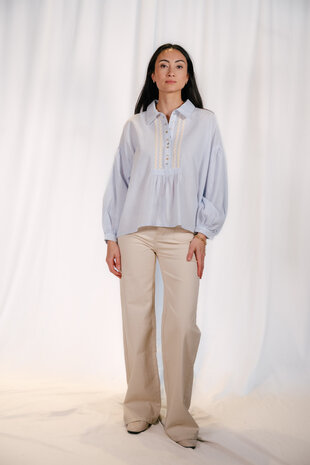 BRILLA blouse bleu à rayure BRILLA blouse bleu à rayure