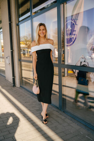 LEILA robe longue noire et blanche LEILA robe longue noire et blanche