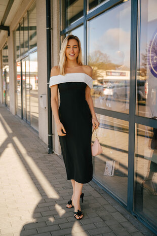 LEILA robe longue noire et blanche LEILA robe longue noire et blanche