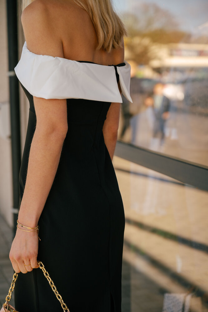 LEILA robe longue noire et blanche LEILA robe longue noire et blanche