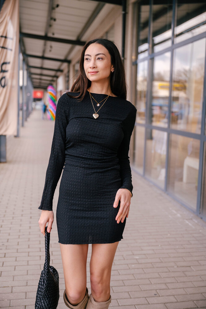 LUCRECIA robe noire LUCRECIA robe noire