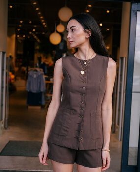 ORIA gilet sans manche chocolat ORIA gilet sans manche chocolat